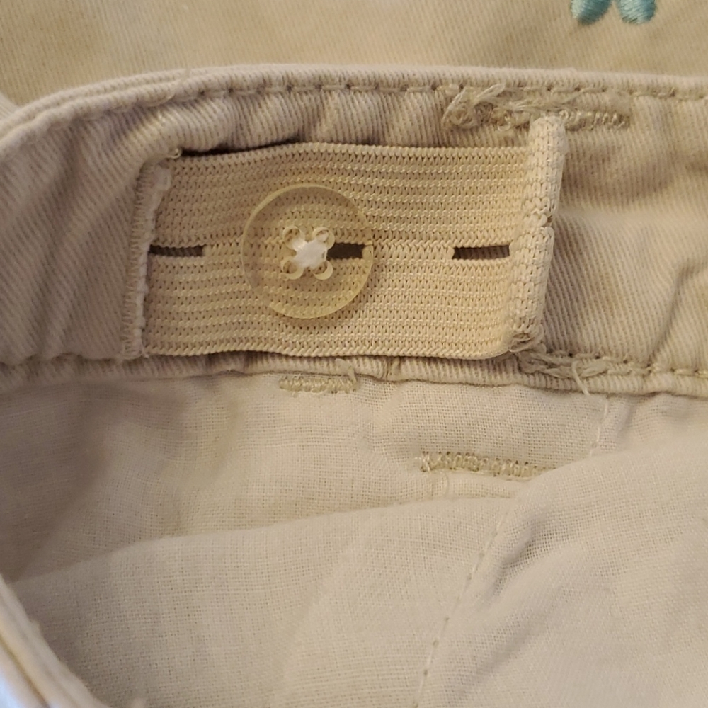Girls J. Khaki flower embroidered shorts size 14 - Picture 6 of 6